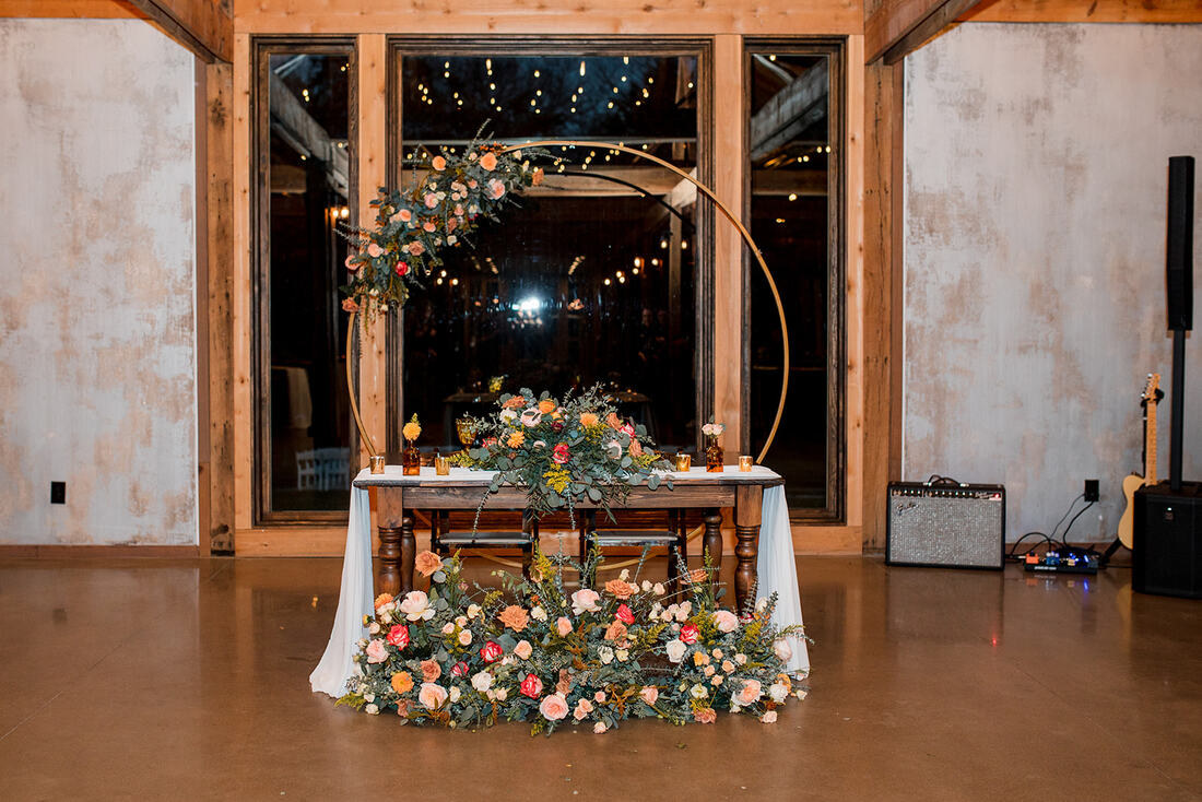 Franklin TN wedding venue Cedarmont Farm head table
