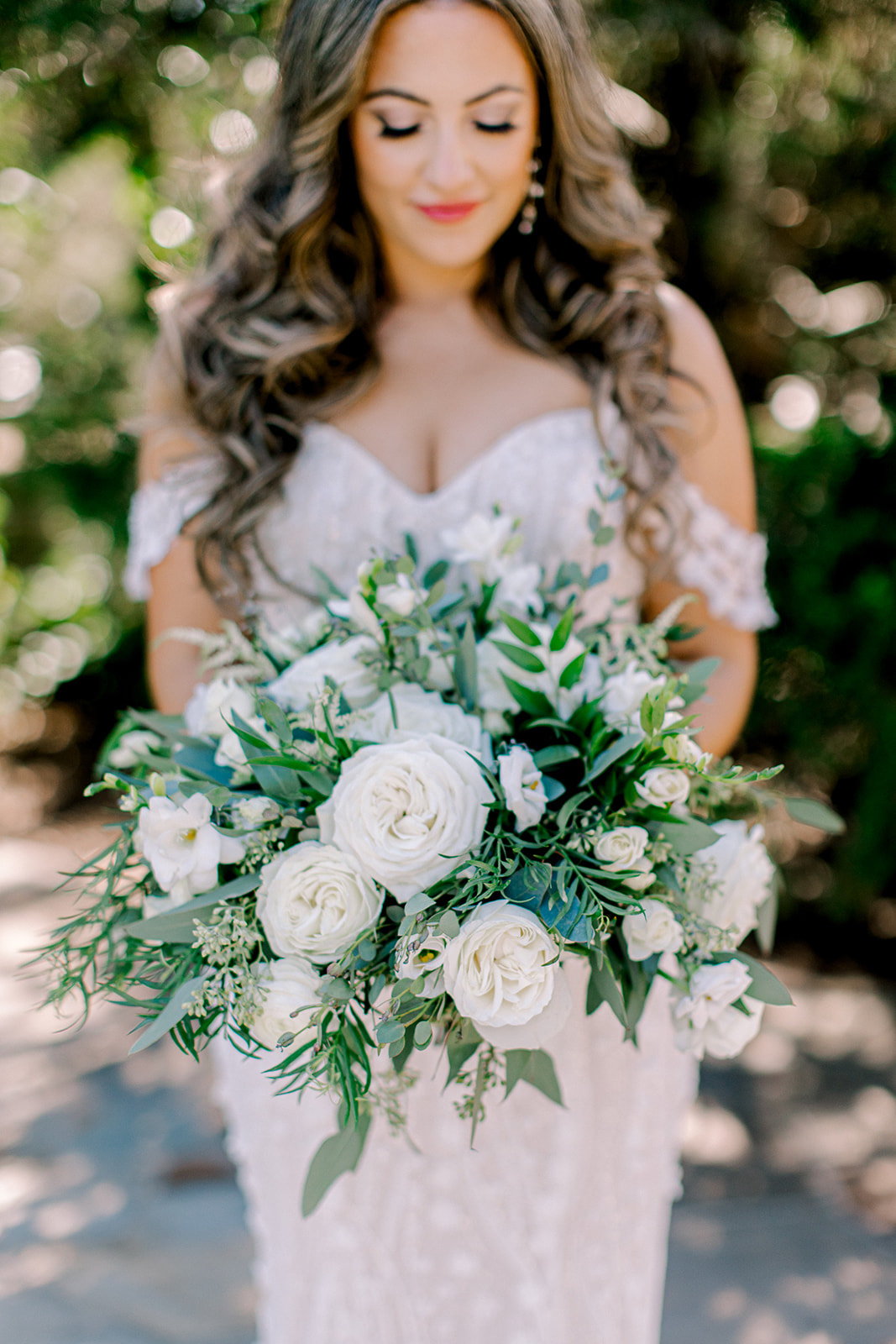 Green and white bridal bouquet for nashville wedding
