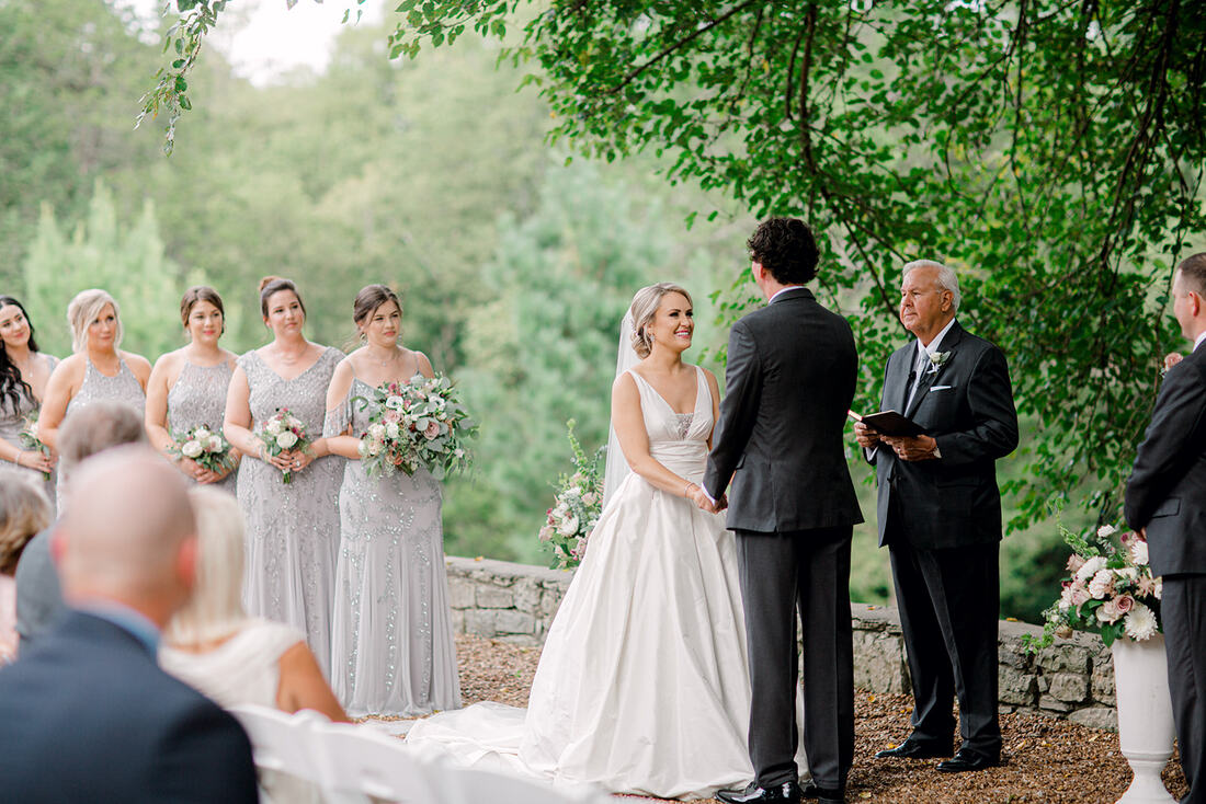 wedding ceremony at Cedarmont Farm estate home