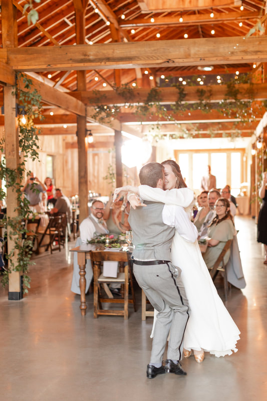 Choreographed first dance at wedding