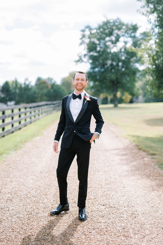 Groom at Cedarmont Farm with boutonniere